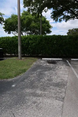 Property Slideshow image 2 of 40 | 1401 sw 128th ter 211h, Pembroke Pines, FL, 33027