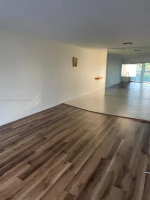 Property Slideshow image 2 of 8 | 2504 antigua ter l4, Coconut Creek, FL, 33066