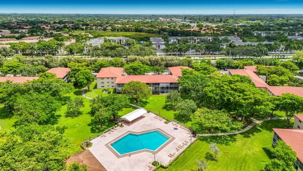 Property Slideshow image 3 of 55 | 13300 sw 1st st 114o, Pembroke Pines, FL, 33027