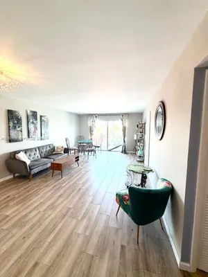 Property Slideshow image 2 of 15 | 215 se 3rd ave 306c, Hallandale Beach, FL, 33009
