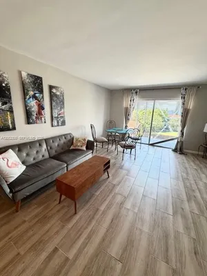 Property Slideshow image 3 of 15 | 215 se 3rd ave 306c, Hallandale Beach, FL, 33009