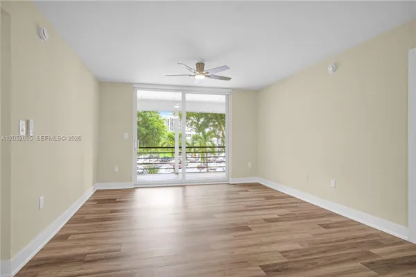 Property Slideshow image 3 of 24 | 1400 saint charles pl 317, Pembroke Pines, FL, 33026