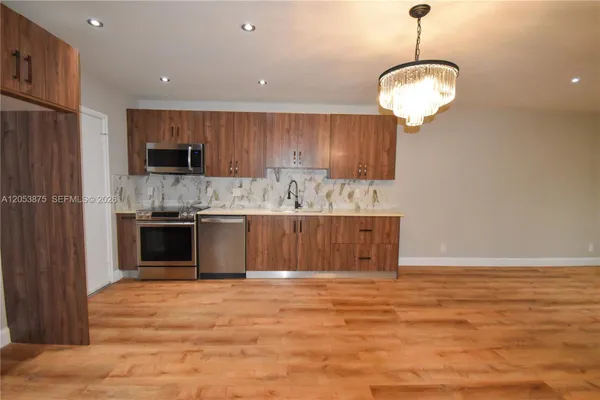 Property Slideshow image 3 of 22 | 2291 nw 48th ter 214, Lauderhill, FL, 33313