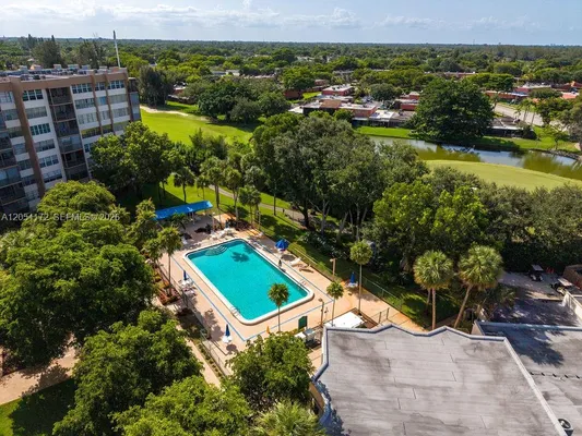 Property Slideshow image 3 of 39 | 1200 saint charles pl 712, Pembroke Pines, FL, 33026