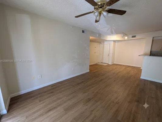 Property Slideshow image 2 of 15 | 8060 n nob hill rd 101, Tamarac, FL, 33321