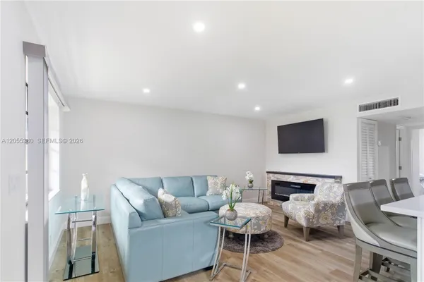 Property Slideshow image 2 of 45 | 126 piedmont c 126 126, Delray Beach, FL, 33484