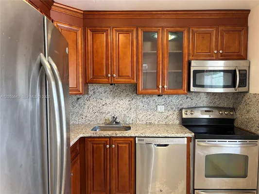Property Slideshow image 3 of 19 | 7305 nw 4th pl 201, Margate, FL, 33063