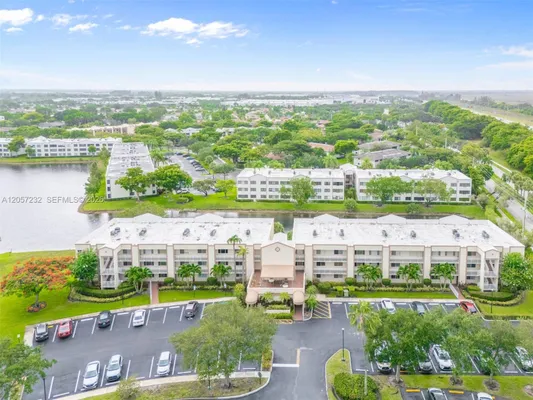 Property Slideshow image 3 of 54 | 7120 s devon dr 110, Tamarac, FL, 33321