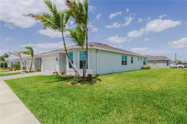 Property Slideshow image 3 of 29 | 13820 sw gingerline dr, Port St. Lucie, FL, 34987