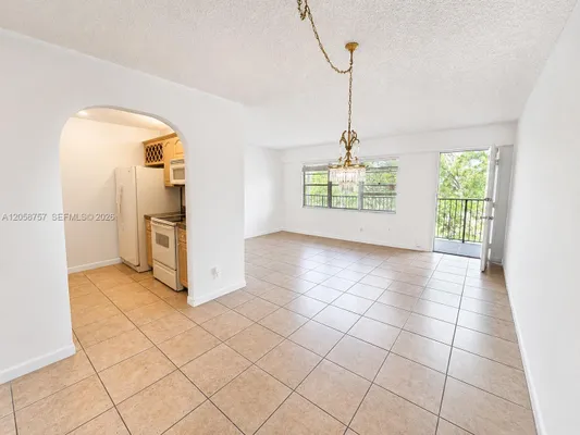 Property Slideshow image 2 of 19 | 1301 sw 135th ter 406j, Pembroke Pines, FL, 33027