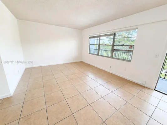 Property Slideshow image 3 of 19 | 1301 sw 135th ter 406j, Pembroke Pines, FL, 33027