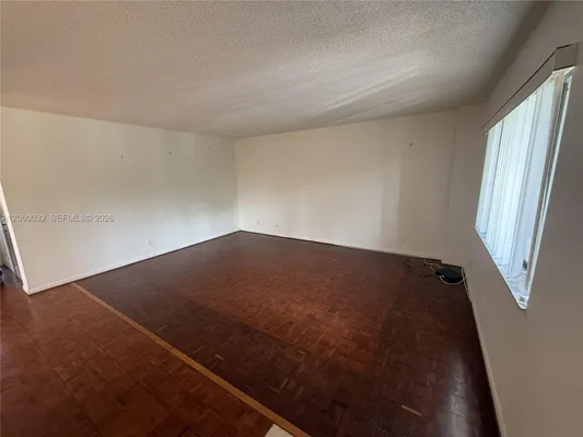 Property Slideshow image 3 of 11 | 7370 ashmont cir 301, Tamarac, FL, 33321