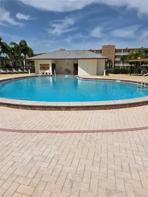 Property Slideshow image 3 of 15 | 1010 newcastle a 1010, Boca Raton, FL, 33434