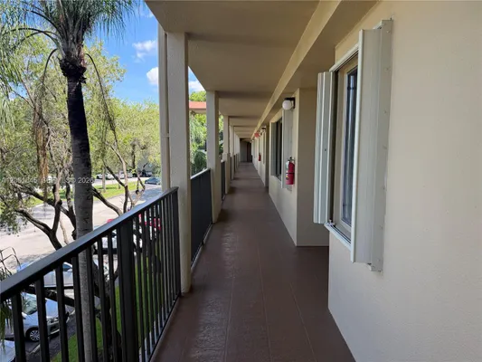 Property Slideshow image 3 of 23 | 1201 sw 141st ave 302j, Pembroke Pines, FL, 33027