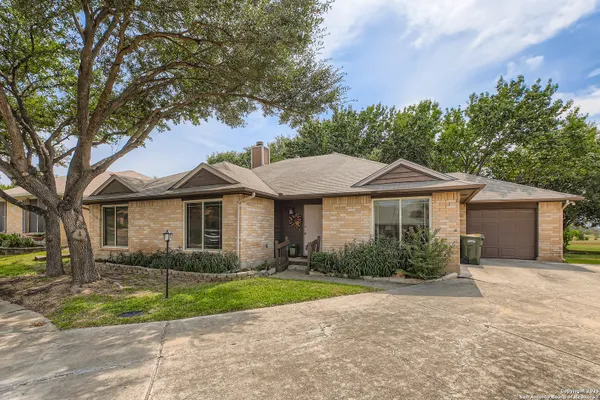 Property Slideshow image 3 of 29 | 3917 pecan ct, Schertz, TX, 78108