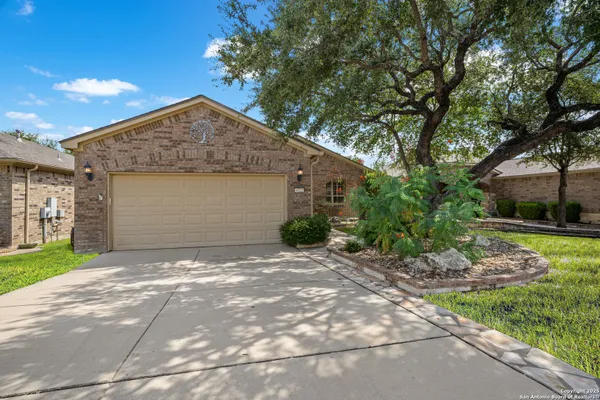 Property Slideshow image 2 of 27 | 4522 jarrell, San Antonio, TX, 78253