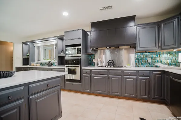 Property Slideshow image 2 of 38 | 3812 greenridge, Schertz, TX, 78108