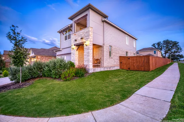 Property Slideshow image 2 of 46 | 2069 flametree ave, New Braunfels, TX, 78132