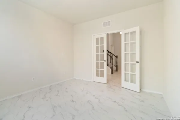 Property Slideshow image 3 of 25 | 2275 oak run pkwy, New Braunfels, TX, 78132