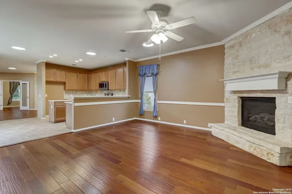 Property Slideshow image 3 of 10 | 12303 cascade hls, Sanantonio, TX, 78253