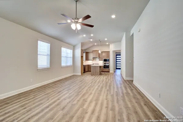Property Slideshow image 3 of 10 | 2072 stephanie ave, Newbraunfe, TX, 78132