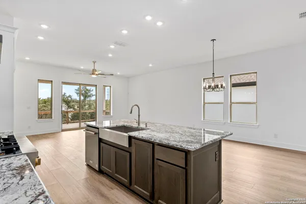Property Slideshow image 3 of 10 | 125 sentido, Boerne, TX, 78006