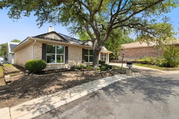 Property Slideshow image 3 of 42 | 3904 pecan ct, Schertz, TX, 78108