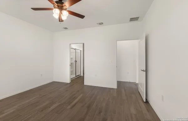 Property Slideshow image 3 of 25 | 2227 pinyon dr, New Braunfels, TX, 78132