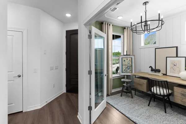 Property Slideshow image 2 of 24 | 2242 pinyon dr, New Braunfels, TX, 78132