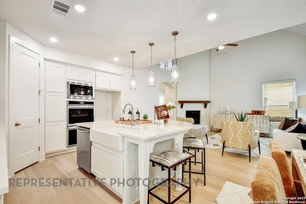 Property Slideshow image 3 of 25 | 1846 nettletree rd, New Braunfels, TX, 78132