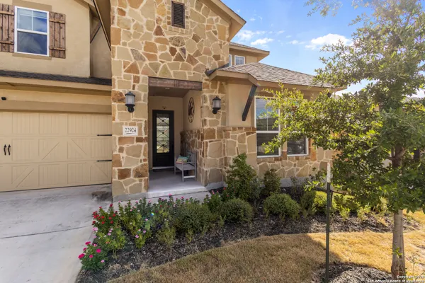 Property Slideshow image 2 of 50 | 22924 grande vis, San Antonio, TX, 78261