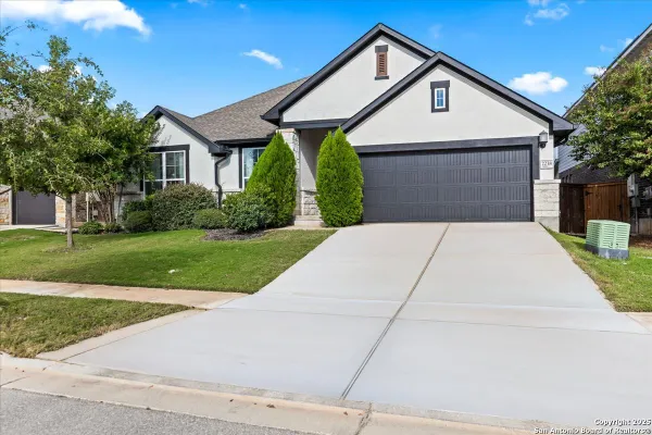 Property Slideshow image 3 of 42 | 2238 hoja ave, New Braunfels, TX, 78132