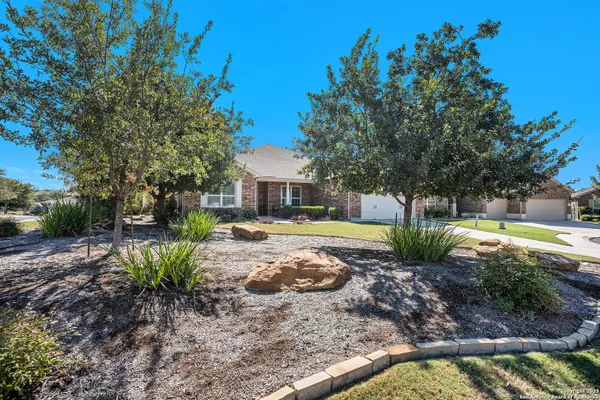 Property Slideshow image 2 of 34 | 4014 hillglen way, San Antonio, TX, 78253