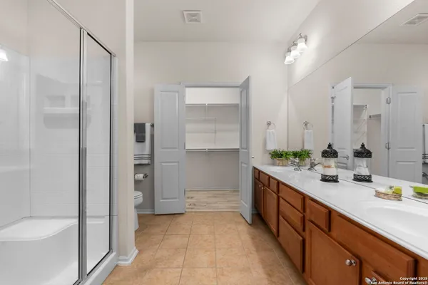 Property Slideshow image 3 of 10 | 12614 cascade hls, Sanantonio, TX, 78253