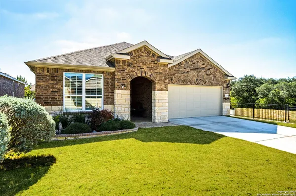 Property Slideshow image 3 of 34 | 13218 triple x dr, San Antonio, TX, 78253