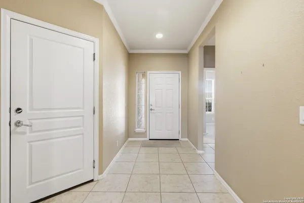 Property Slideshow image 2 of 44 | 4550 jarrell, San Antonio, TX, 78253