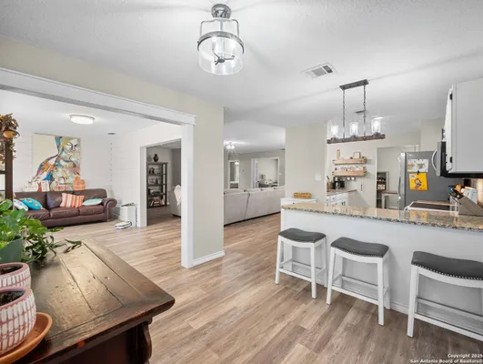 Property Slideshow image 3 of 31 | 3620 chestnut ct, Cibolo, TX, 78108