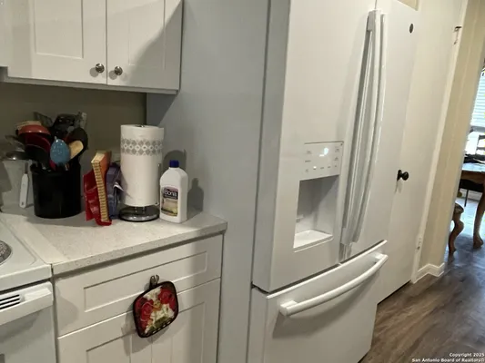 Property Slideshow image 3 of 7 | 4025 cypress ct, Schertz, TX, 78108