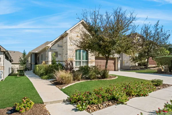 Property Slideshow image 2 of 29 | 105 gaucho, Boerne, TX, 78006