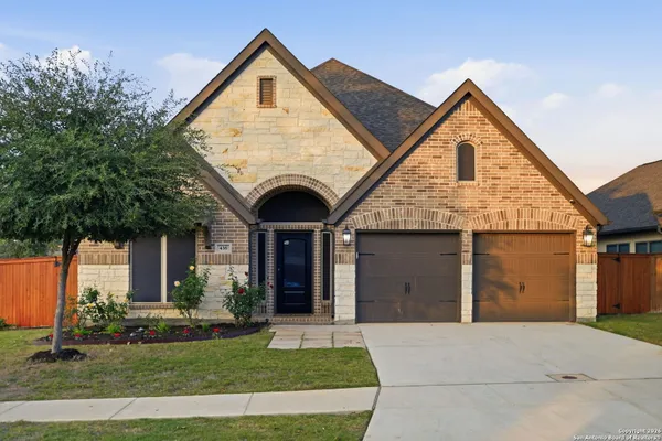 Property Slideshow image 3 of 37 | 436 sweetleaf, New Braunfels, TX, 78132