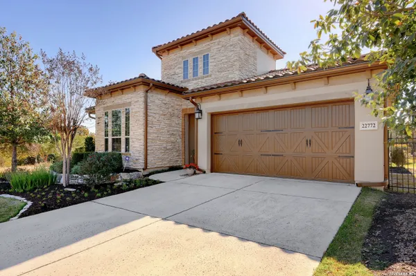 Property Slideshow image 3 of 53 | 22772 estacado, San Antonio, TX, 78261