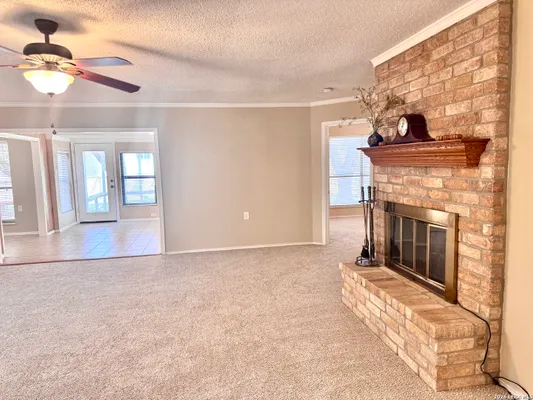 Property Slideshow image 2 of 10 | 4000 cypress ct, Schertz, TX, 78108