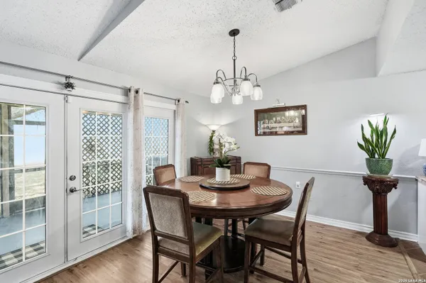 Property Slideshow image 2 of 10 | 3729 hunters gln, Schertz, TX, 78108