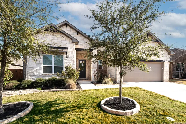 Property Slideshow image 2 of 10 | 2233 hoja ave, Newbraunfe, TX, 78132