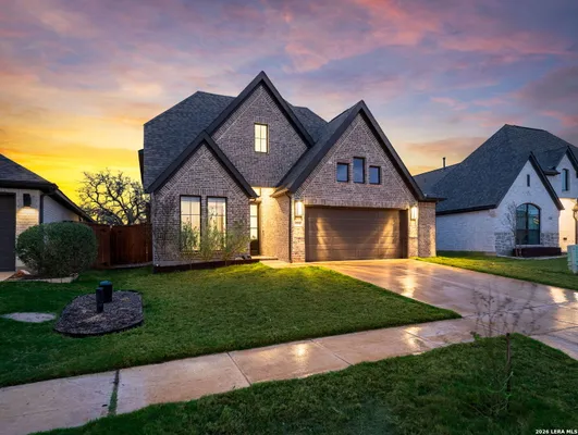 Property Slideshow image 2 of 44 | 634 meade, New Braunfels, TX, 78132