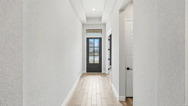 Property Slideshow image 2 of 49 | 1838 luna, New Braunfels, TX, 78132