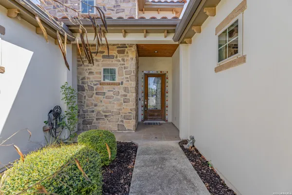 Property Slideshow image 3 of 38 | 22714 reposo, San Antonio, TX, 78261