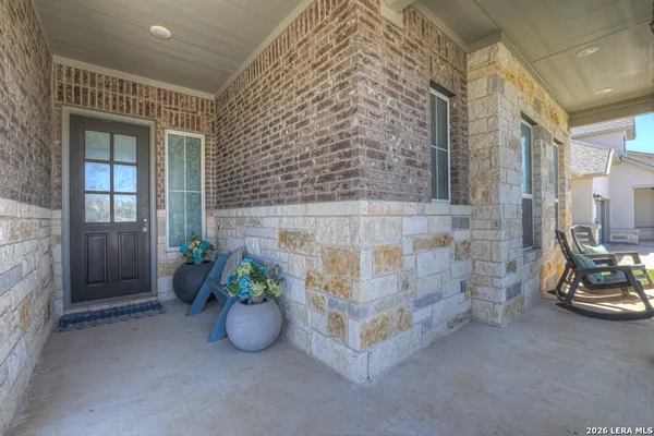 Property Slideshow image 2 of 45 | 382 nightshade trl, New Braunfels, TX, 78132