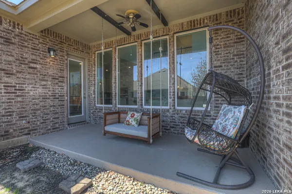 Property Slideshow image 3 of 45 | 382 nightshade trl, New Braunfels, TX, 78132