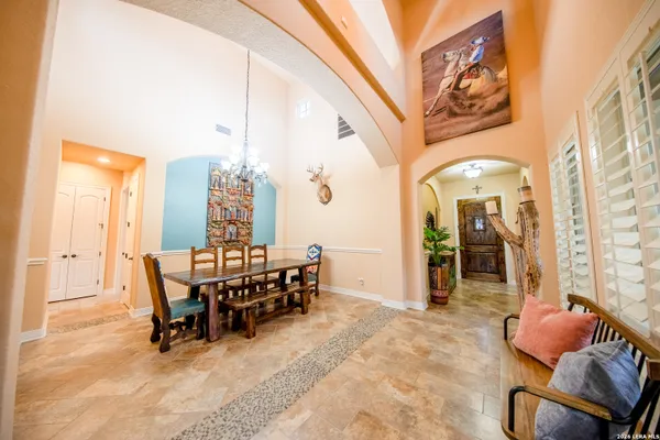 Property Slideshow image 3 of 17 | 22331 viajes, San Antonio, TX, 78261